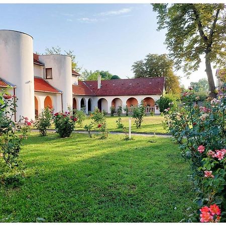 Gosztonyi Villa Siófok Exteriör bild